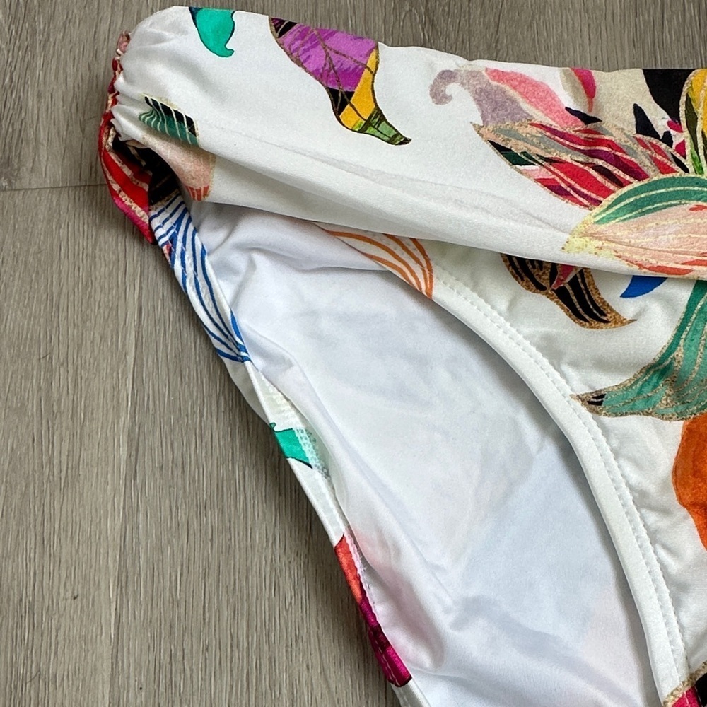 La Blanca Colorful floral  Women's Swim Bottom size 4 - Picture 3 of 6